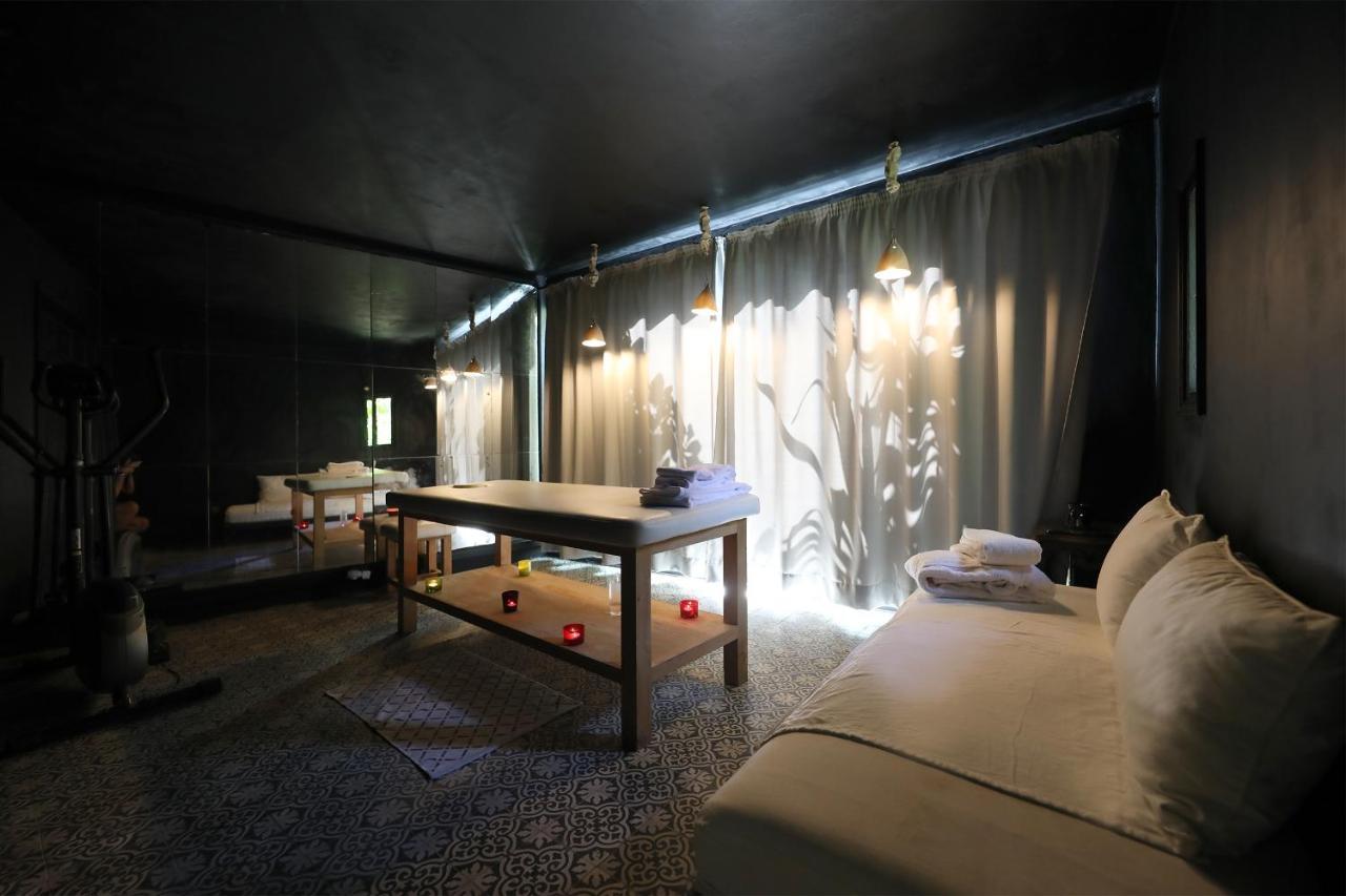 Mimi Calpe Bed & Breakfast Tangier Bagian luar foto